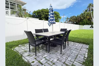 1811 Melaleuca Drive, Fort Pierce, FL 34949 - Photo 9