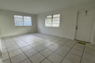 842 S 63rd Ave, Hollywood, FL 33023 - Photo 13