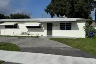 842 S 63rd Ave, Hollywood, FL 33023 - Photo 1