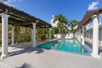 930 SE 10th Court, Pompano Beach, FL 33060 - Photo 25