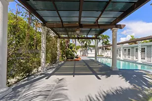 930 SE 10th Ct, Pompano Beach, FL 33060 - Photo 27
