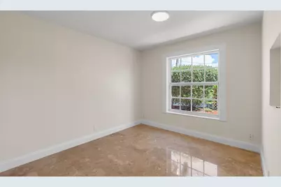 930 SE 10th Court, Pompano Beach, FL 33060 - Photo 21