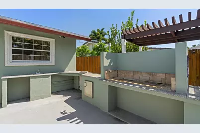 930 SE 10th Court, Pompano Beach, FL 33060 - Photo 29