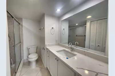 3025 Newcastle B, Boca Raton, FL 33434 - Photo 7