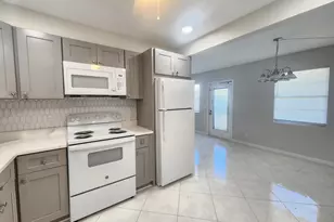 3025 Newcastle B, Boca Raton, FL 33434 - Photo 21