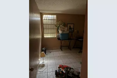 1900 W 68th Street #D101, Hialeah, FL 33014 - Photo 7