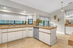 2156 Amesbury Cir, Wellington, FL 33414 - Photo 19