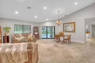2156 Amesbury Cir, Wellington, FL 33414 - Photo 9