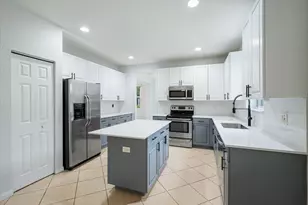 890 Hawthorn Terrace, Weston, FL 33327 - Photo 13