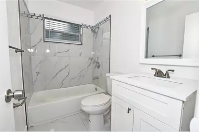 270 NW 43rd Street, Oakland Park, FL 33309 - Photo 11