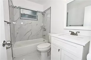 270 NW 43rd St, Oakland Park, FL 33309 - Photo 11