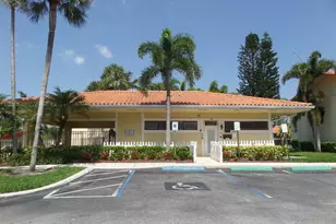 1523 Lake Crystal Dr, West Palm Beach, FL 33411 - Photo 17