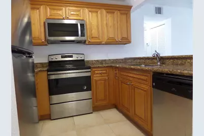 1523 Lake Crystal Drive #F, West Palm Beach, FL 33411 - Photo 5