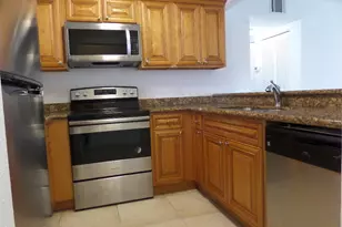 1523 Lake Crystal Dr, West Palm Beach, FL 33411 - Photo 5