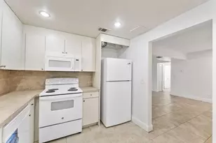 632 NW 13th St, Boca Raton, FL 33486 - Photo 7