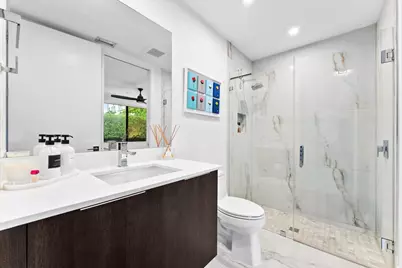 1048 N Victoria Park Road, Fort Lauderdale, FL 33304 - Photo 13