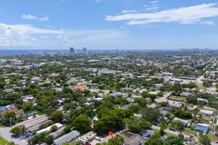 226 NE 13th Ave, Pompano Beach, FL 33060 - Photo 5