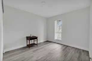3839 NW 72nd Dr, Coral Springs, FL 33065 - Photo 27
