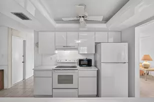 10304 NW 80th Dr, Tamarac, FL 33321 - Photo 15