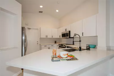 4367 Dogwood Circle, Weston, FL 33331 - Photo 9