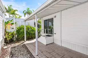 13 Hibiscus Dr, Briny Breezes, FL 33435 - Photo 3