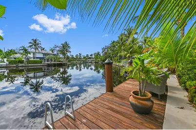 1513 NE 28th Drive, Wilton Manors, FL 33334 - Photo 3
