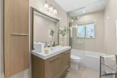 1513 NE 28th Drive, Wilton Manors, FL 33334 - Photo 21