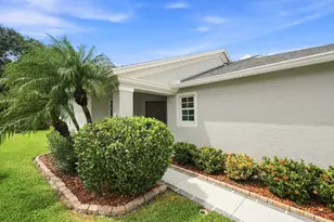 228 SW Lake Forest Way, Port Saint Lucie, FL 34986 - Photo 29