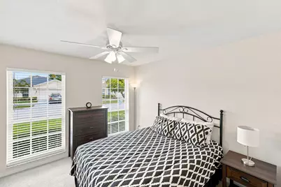 228 SW Lake Forest Way, Port Saint Lucie, FL 34986 - Photo 17
