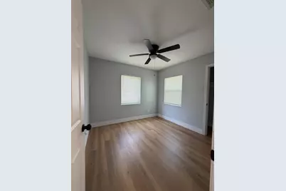 217 E 24th Street, Riviera Beach, FL 33404 - Photo 11