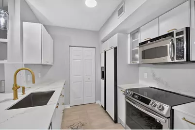 625 Casa Loma Boulevard #506, Boynton Beach, FL 33435 - Photo 3