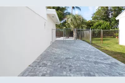 258 NE 22nd Street, Delray Beach, FL 33444 - Photo 29