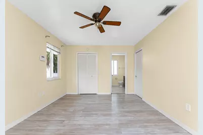 22481 Westchester Boulevard #B48, Port Charlotte, FL 33980 - Photo 9