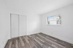 6531 SW 19th St, North Lauderdale, FL 33068 - Photo 7