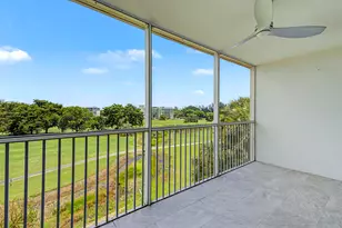 2651 S Palm Aire Dr, Pompano Beach, FL 33069 - Photo 33