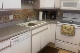 802 Cypress Grove Ln, Pompano Beach, FL 33069 - Photo 5
