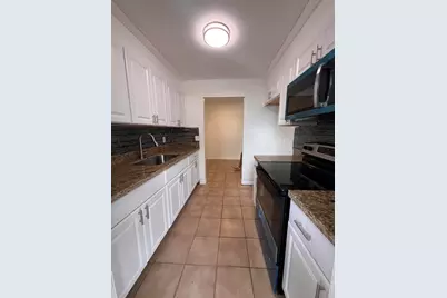 645 SW 20th Court #0020, Delray Beach, FL 33445 - Photo 7