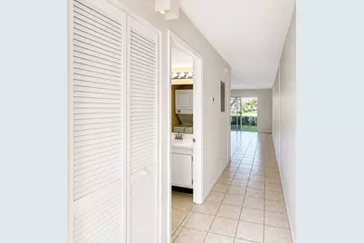 1400 SW 124th Terrace #105Q, Pembroke Pines, FL 33027 - Photo 11