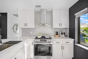 2925 NE 1st Ave., Wilton Manors, FL 33334 - Photo 11
