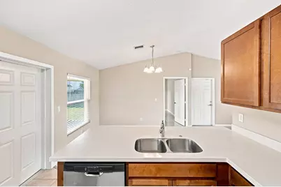 538 SW Prado Avenue, Port Saint Lucie, FL 34983 - Photo 17