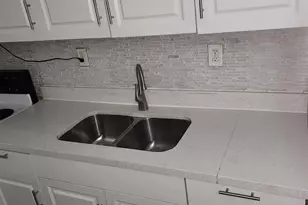 2449 NW 7th St, Pompano Beach, FL 33069 - Photo 3
