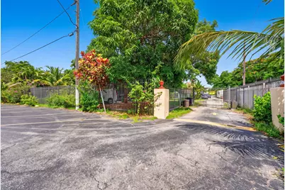 60 NW 79th Street #32, Miami, FL 33150 - Photo 17