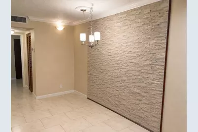 3100 Springdale Boulevard #308, Palm Springs, FL 33461 - Photo 3
