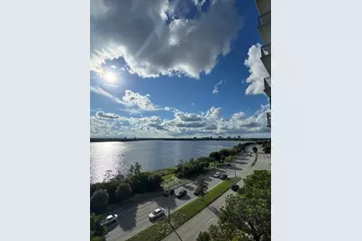 300 S Australian Avenue #702, West Palm Beach, FL 33401 - Photo 21