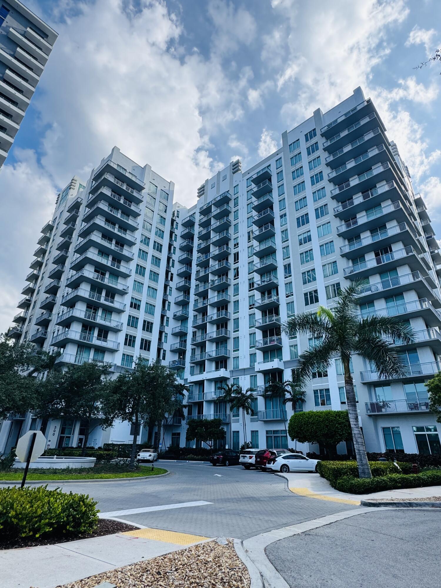 300 S Australian Ave #702 - 300 S Australian Ave #702, West Palm Beach, FL 33401 Luxury Property | Jose Angel Pina