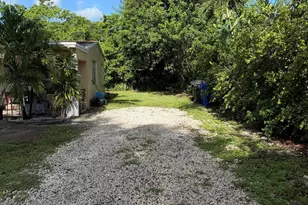 429 SW 22nd Terrace, Fort Lauderdale, FL 33312 - Photo 23