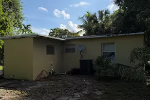429 SW 22nd Terrace, Fort Lauderdale, FL 33312 - Photo 17