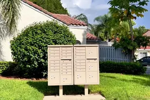 1370 Cottonwood Cir, Weston, FL 33326 - Photo 33