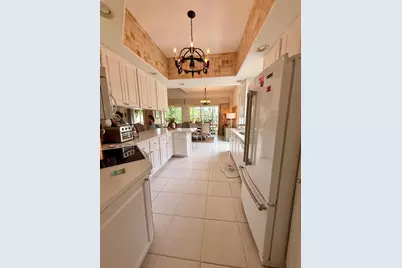 8095 Laborie Lane, Wellington, FL 33414 - Photo 19
