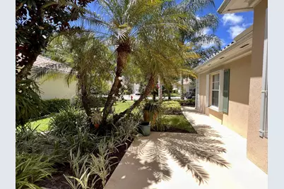 8095 Laborie Lane, Wellington, FL 33414 - Photo 3